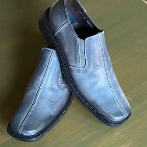 Men’s Kenneth Cole Blue Loafers. BNIB